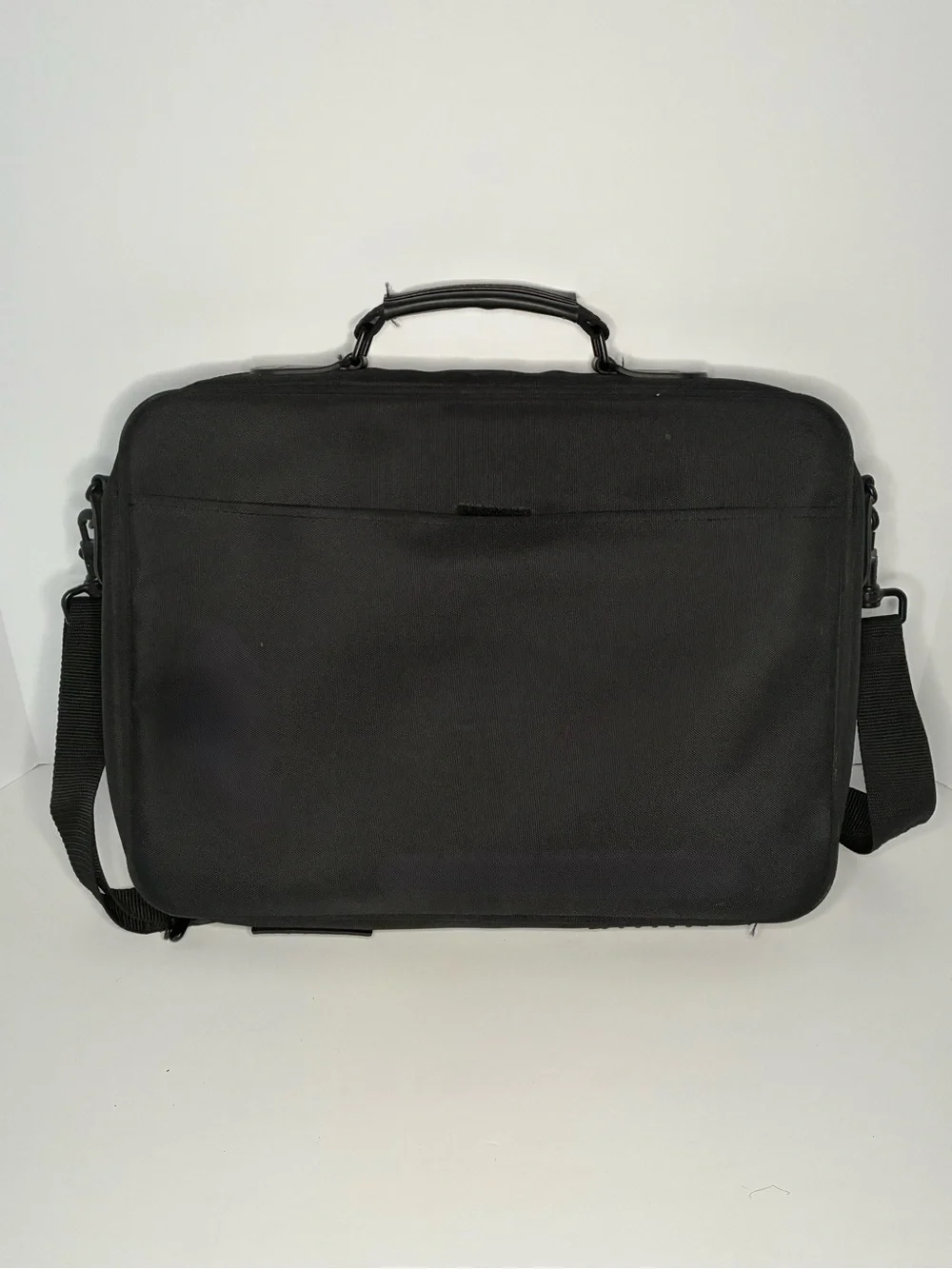 Targus Black Laptop Messenger Bag with Red Trim